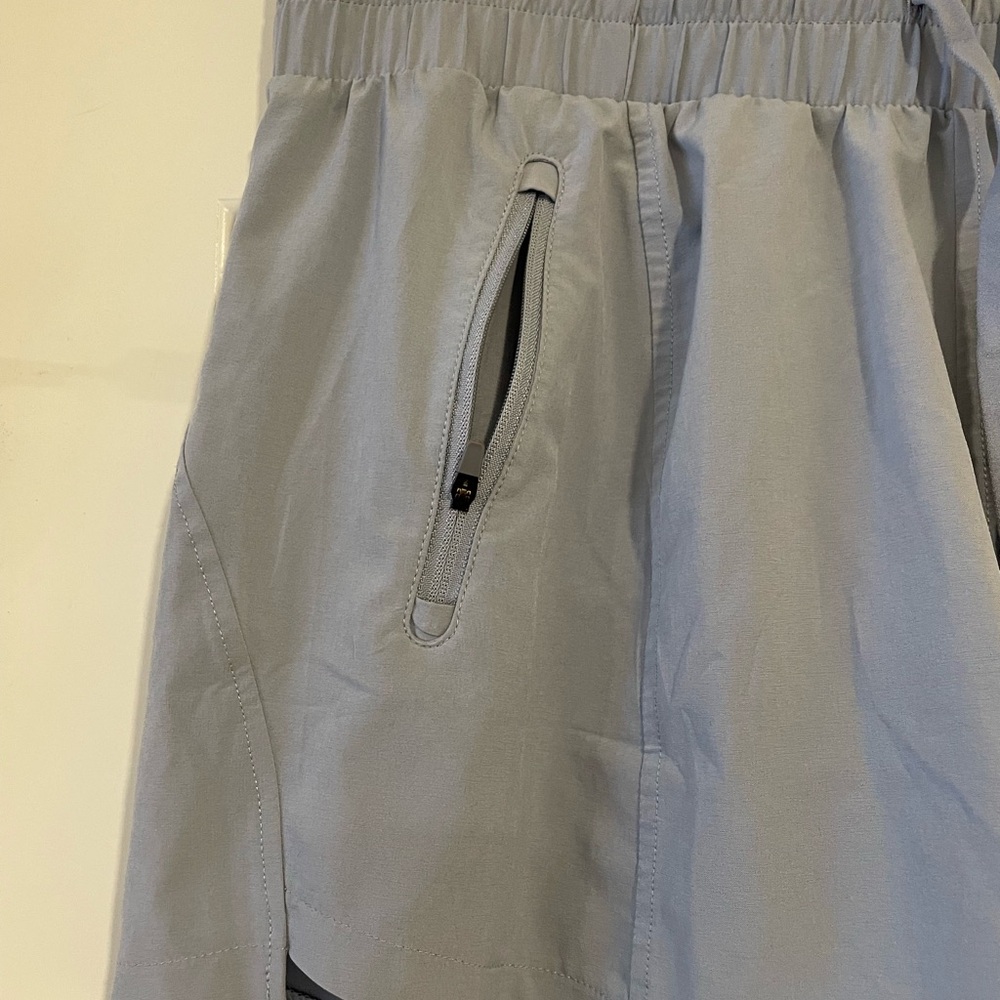 Women’s All in Motion Shorts - Picture 3 of 5